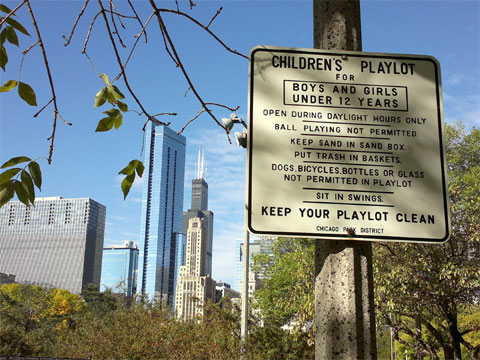 photo of Daley Bicentennial Plaza Playlot sign
