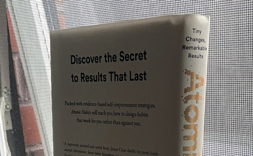 photo of the back cover of Atomic Habits